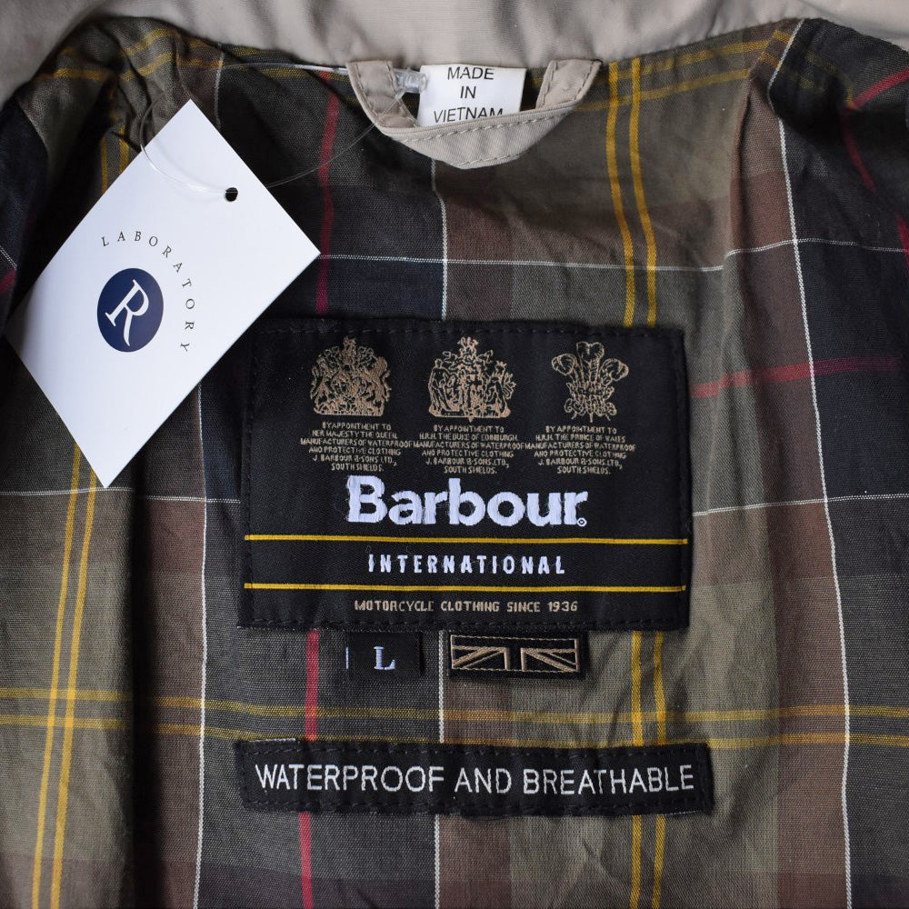 BARBOUR INTERNATIONAL ナイロンジャケット  251114H