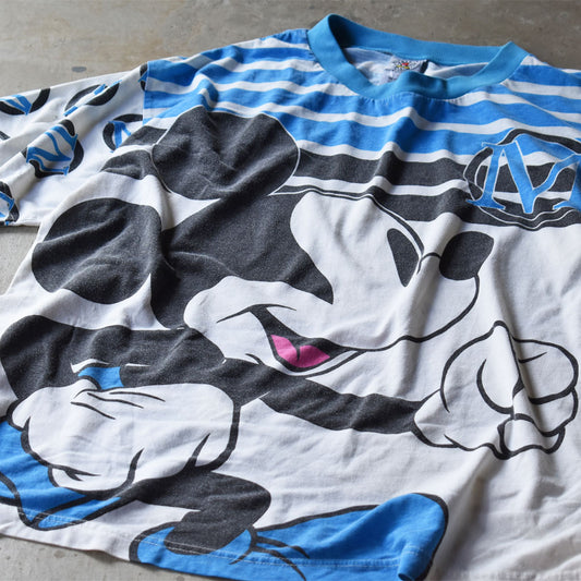 90’s Disney ”MICKEY” AOP！  キャラ Tシャツ 240731