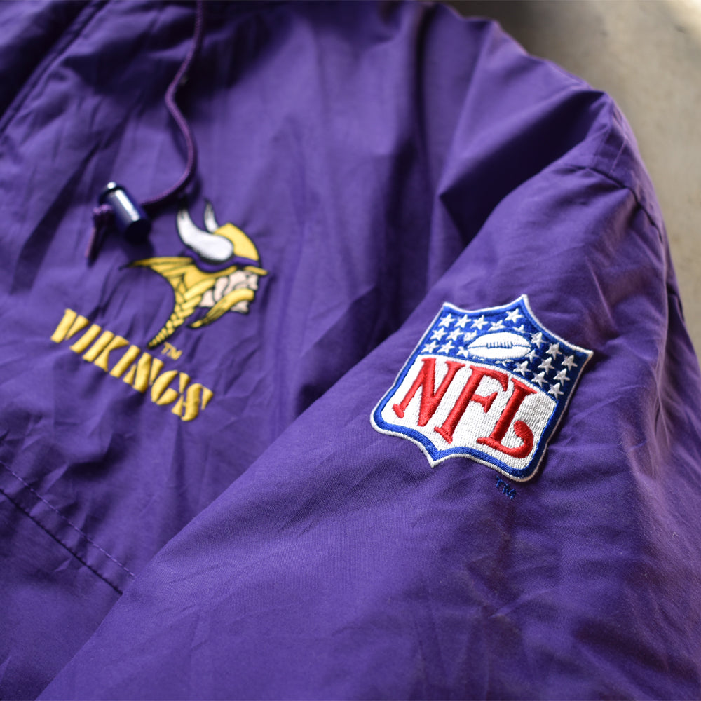 90's STARTER "NFL Minnesota Vikings" 中綿入り フード ナイロンジャケット 231213