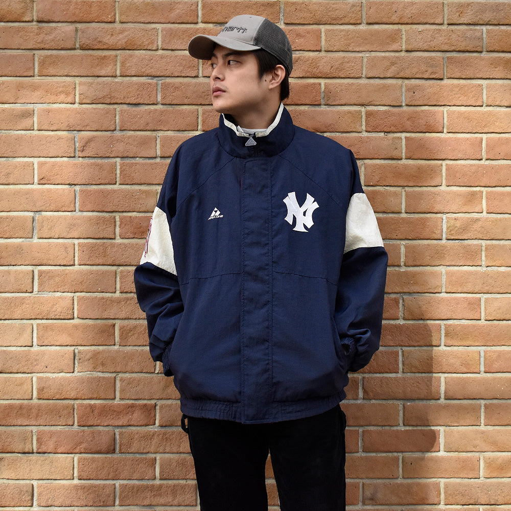 90's APEX ONE MLB “New York Yankees” ナイロンジャケット 250120H