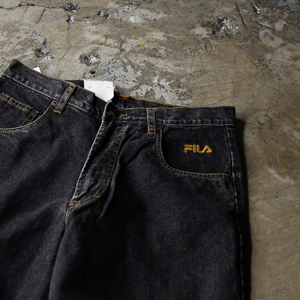 90's フラッシャー付きデッドストック！ FILA “REVERSE FIT” テーパードデニムパンツ 240328H