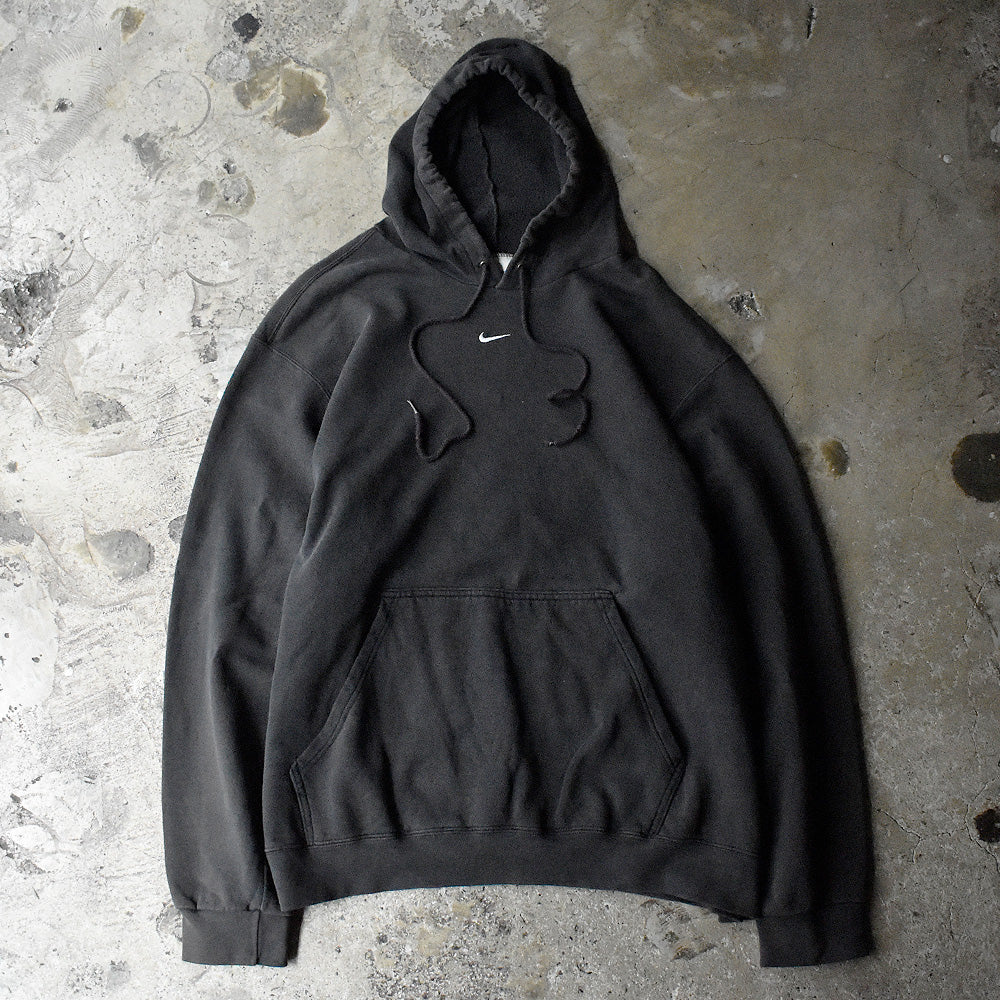 Y2K NIKE “center small swoosh“ ブラック！ パーカー 250610H