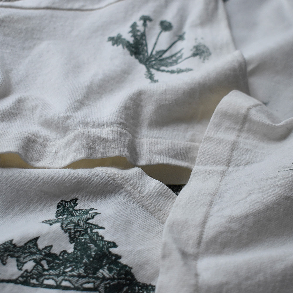 90's “so many weeds so little time” 雑草 AOP Tシャツ USA製 240407H