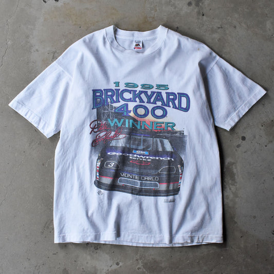 90’s Fruit of the loom “BRICKYARD 400 1995” レーシングTシャツ 250517