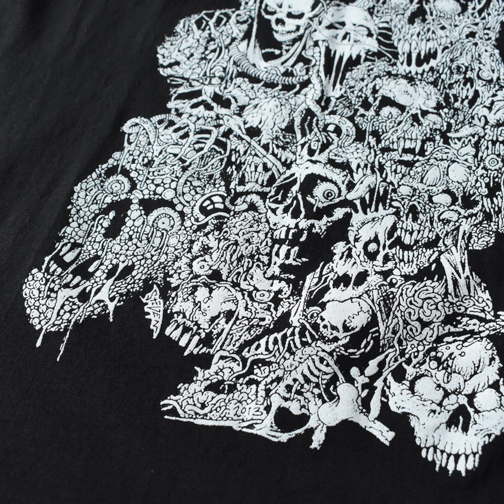 デッドストック！ Last Days of Humanity "Skulls Collage" Tシャツ 250916