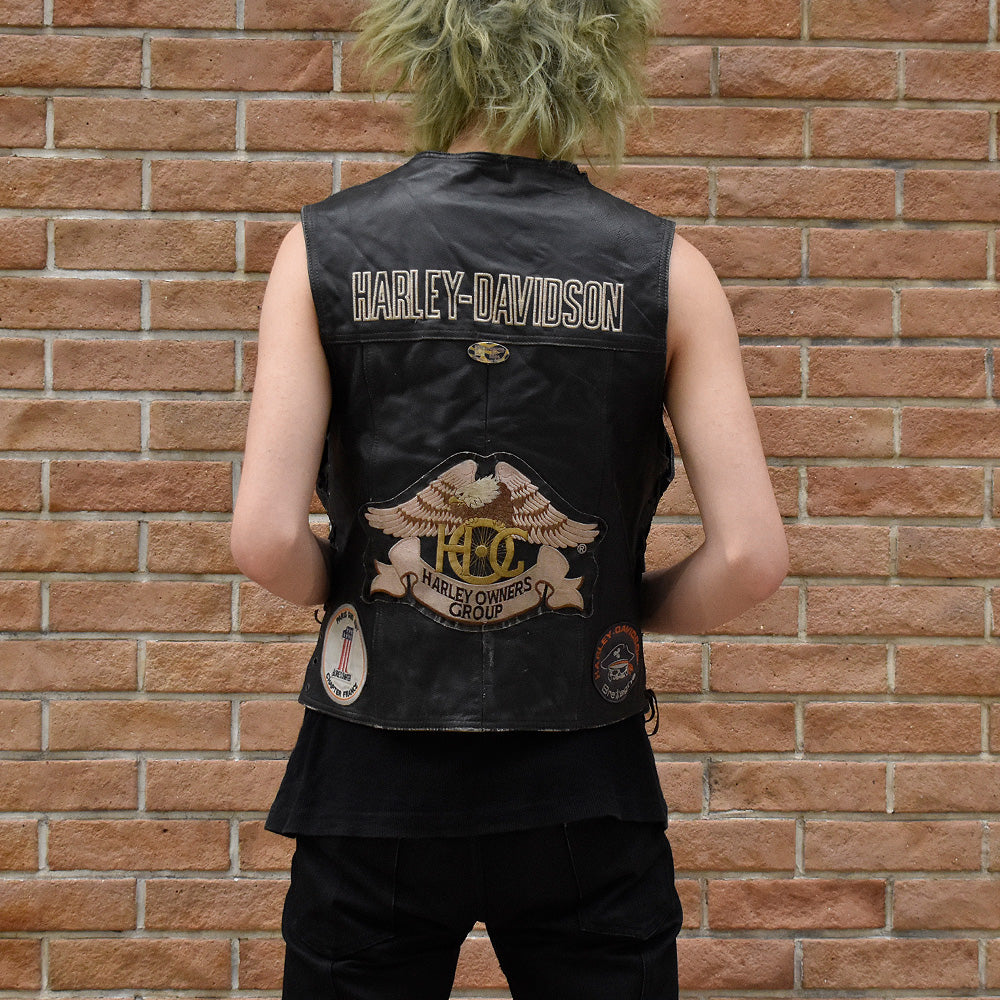 HARLEY-DAVIDSON 90's レザーベスト 90's Harley-Davidson “ピンズ&ワッペン” MCレザーベスト