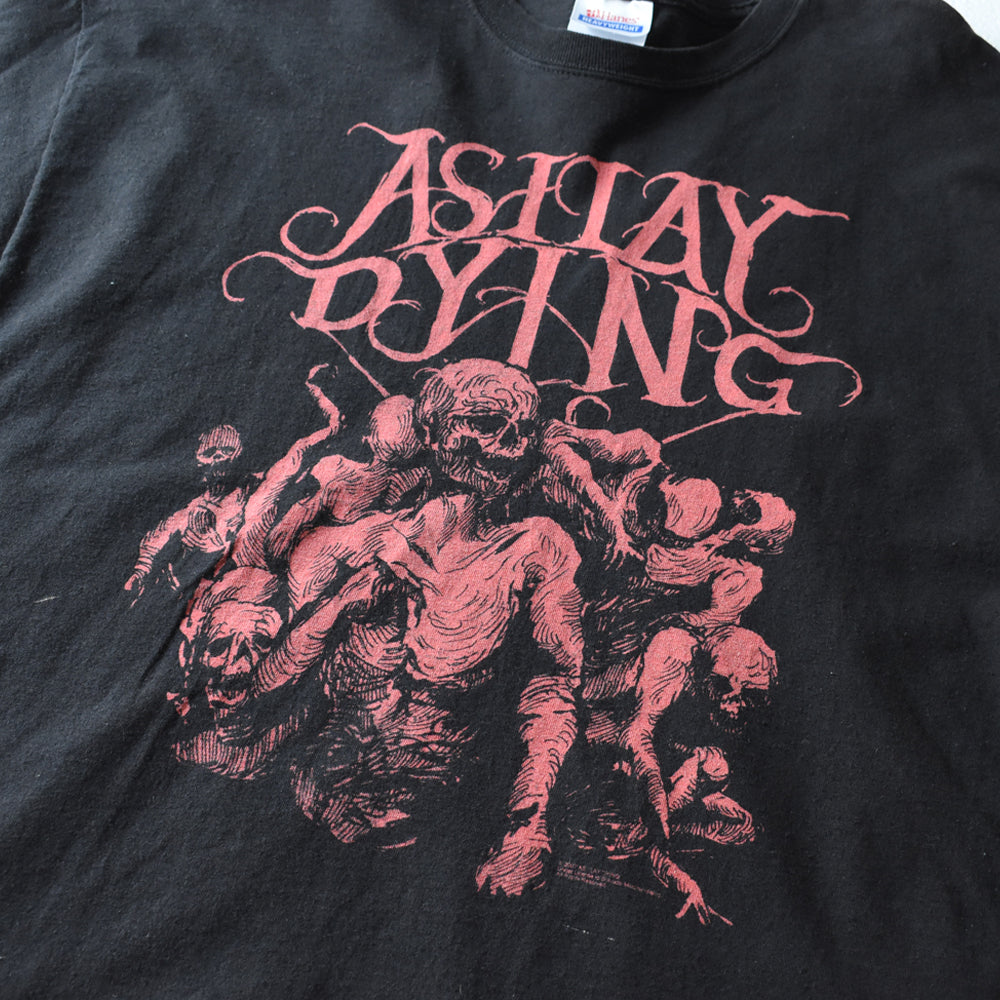 デッドストック！ As I Lay Dying "Zombie Graphic" Tシャツ 250909