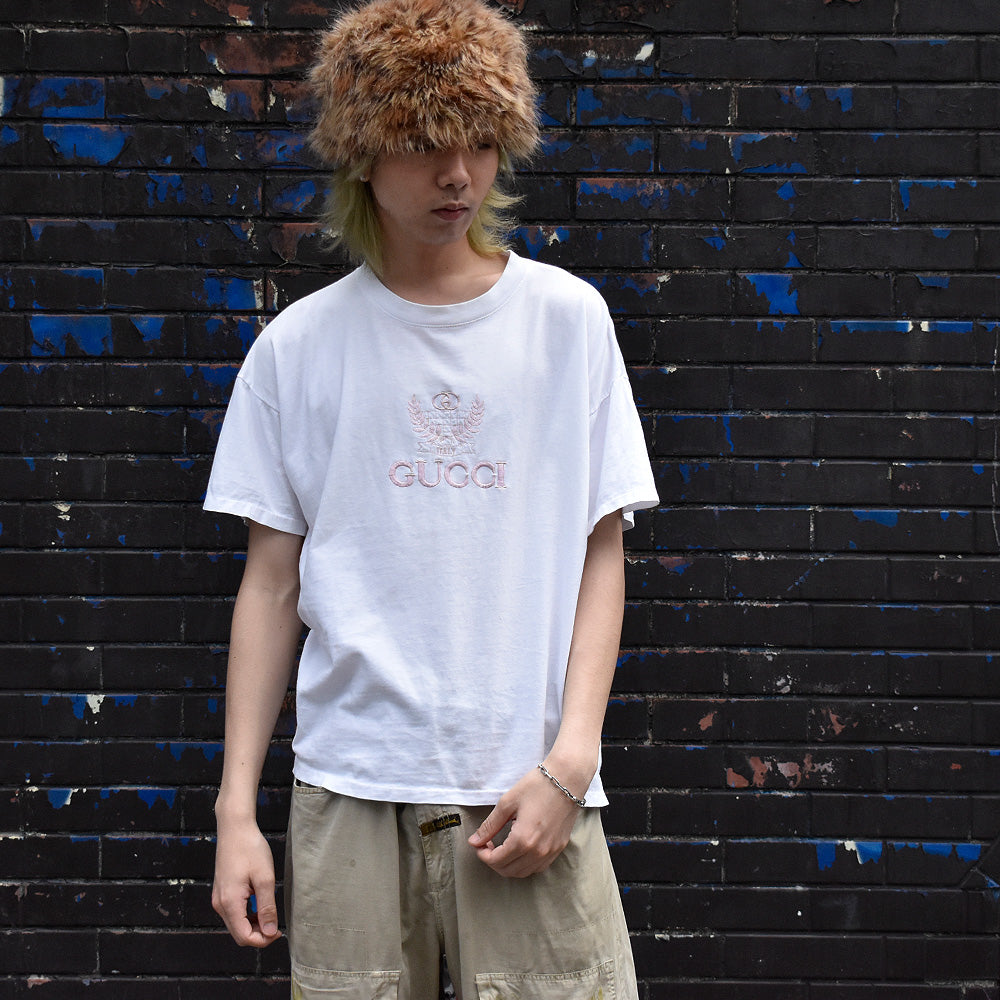 90's ブートレグ “GUCCI” ピンク刺繍Tシャツ 250603H