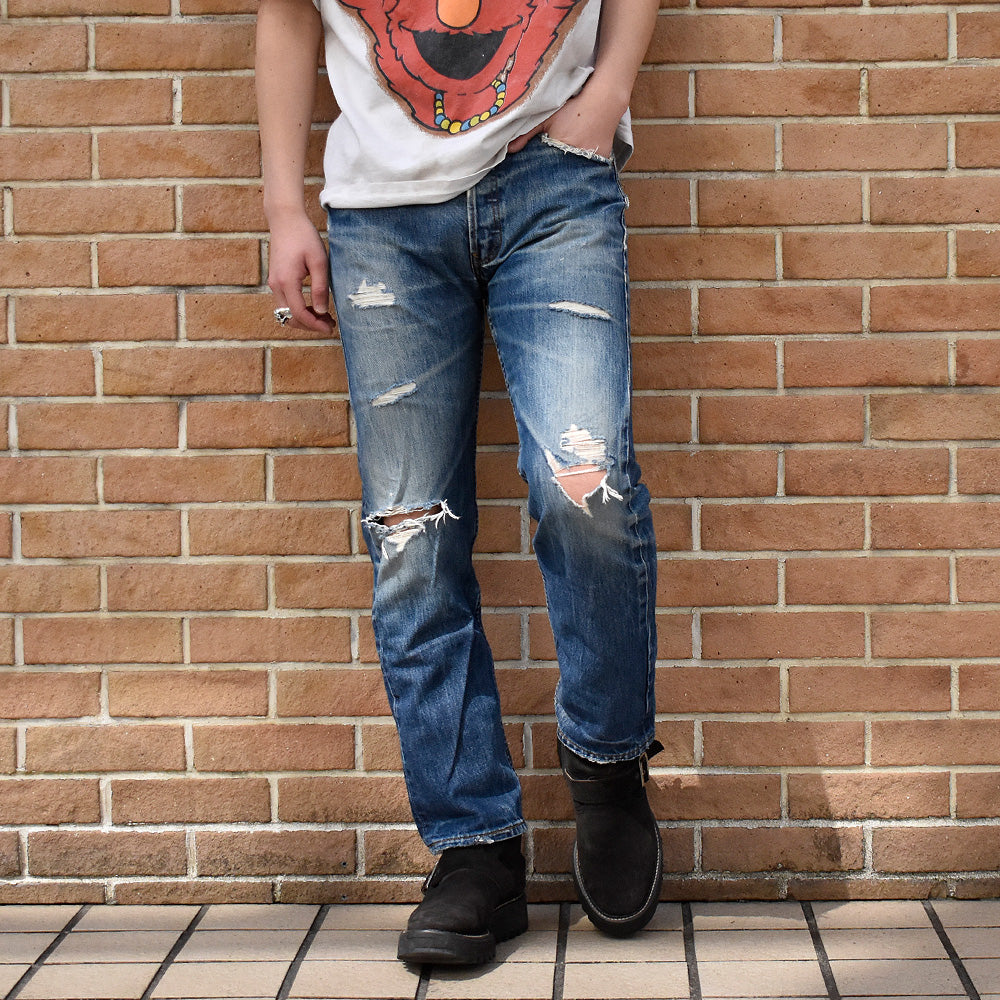 90's～ ヒゲ！ダメージ！ Levi's 501 デニムパンツ Euro製 240318H