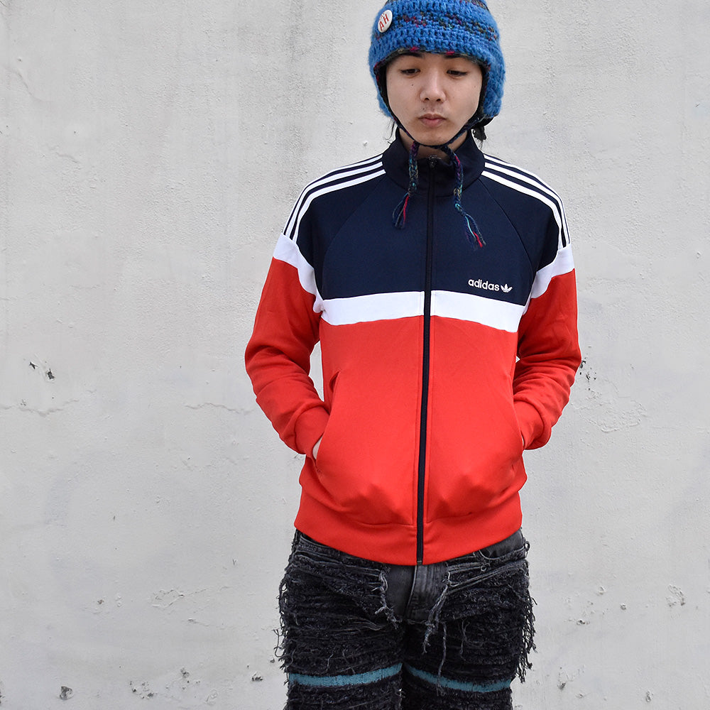 adidas トラックジャケット 250318H