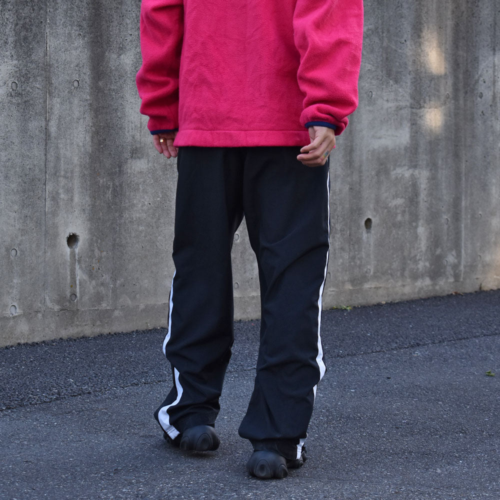 Y2K NIKE ナイロントラックパンツ  231128