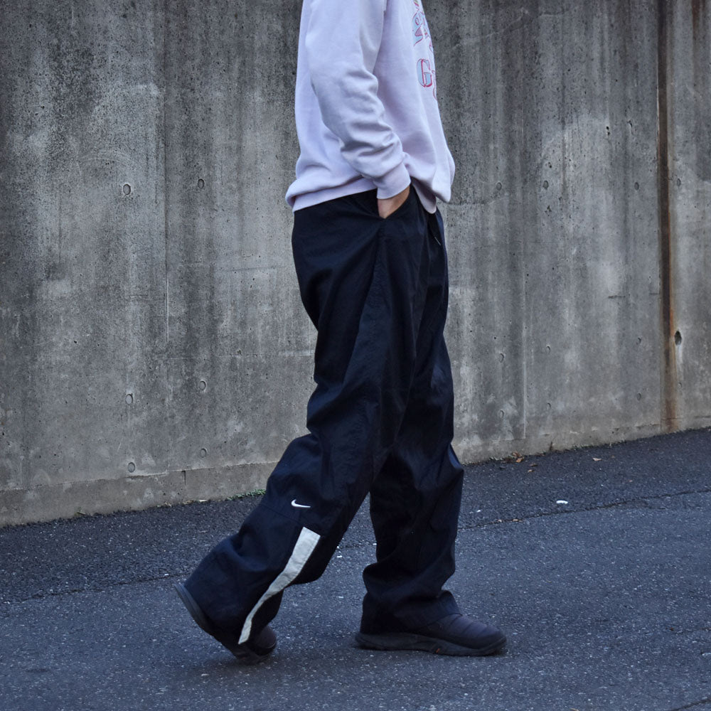 Y2K NIKE ナイロン トラックパンツ 231214