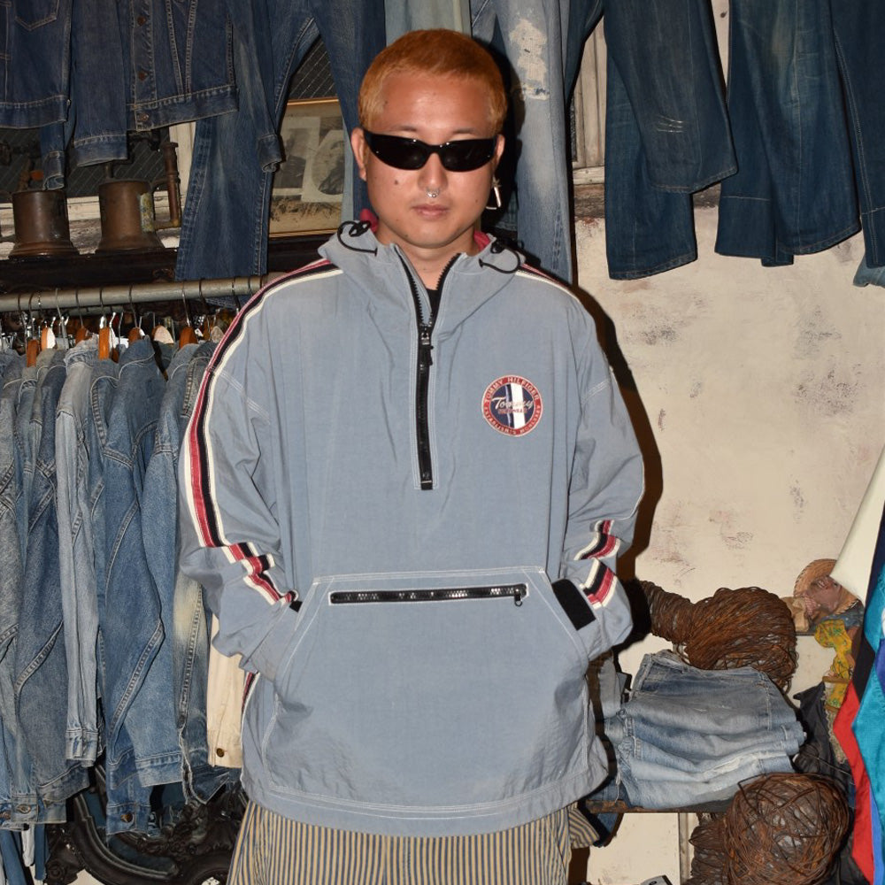 90's TOMMY HILFIGER "SURFWEAR" ハーフジップ アノラックパーカー 260918H