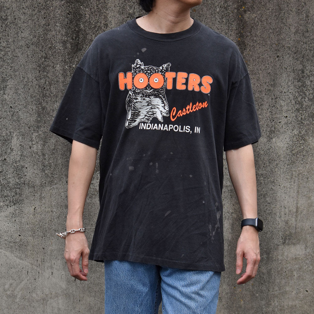 90’s HOOTERS “MORE THAN A MOUTHFUL”両面プリント Tシャツ USA製 230926