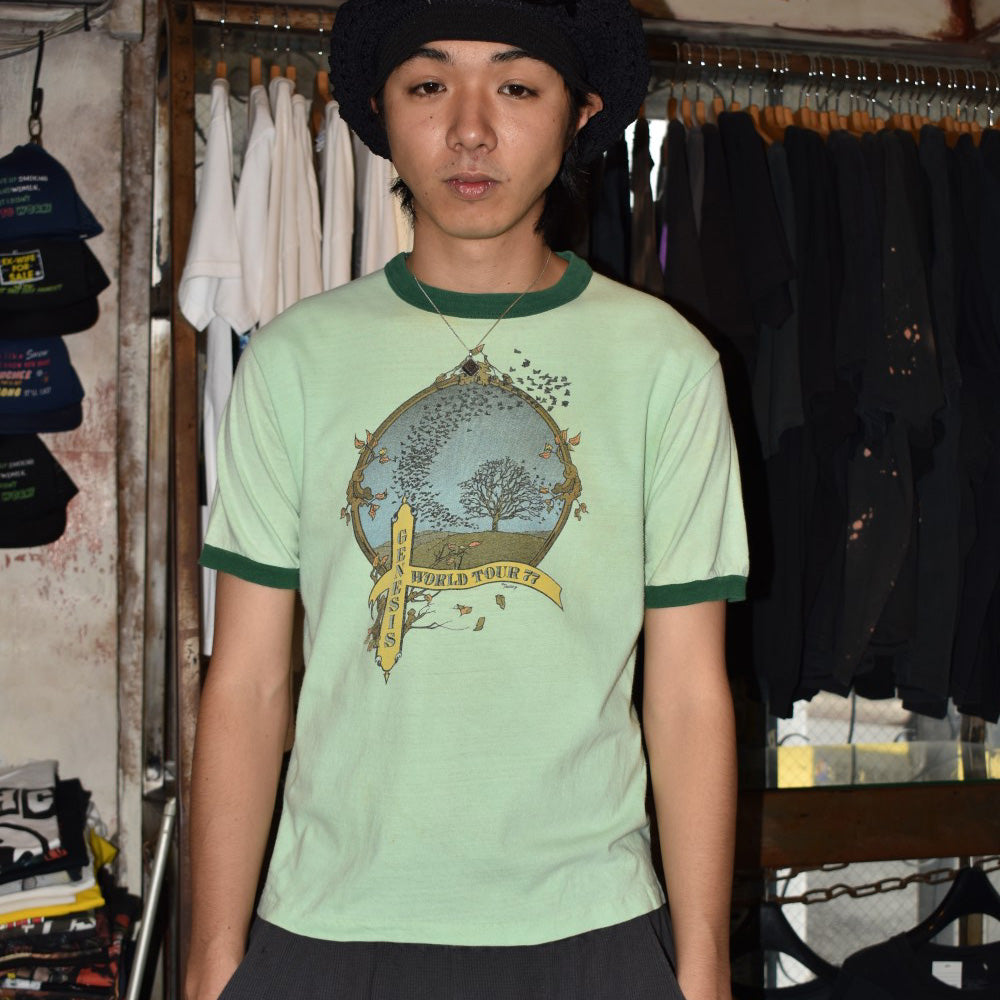 70's GENESIS "WORLD TOUR 77" リンガー ロックTシャツ 260901H