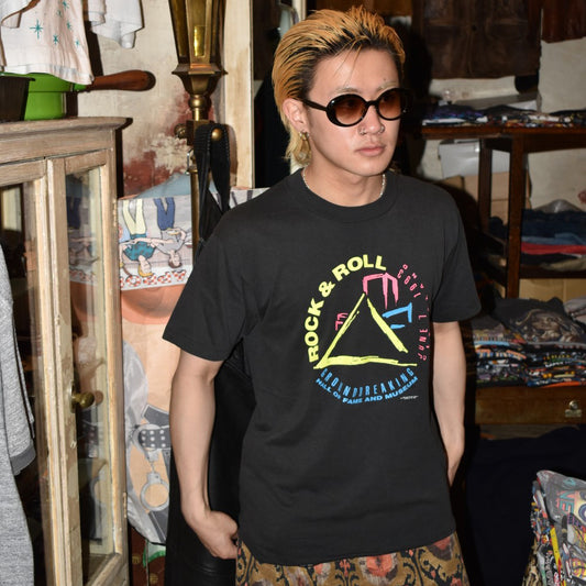 90's Rock and Roll Hall of Fame and Museum Tシャツ 260519H