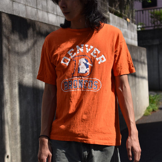 70’s　Champion/チャンピオン バータグ！ “NFL Denver Broncos/デンバー・ブロンコス” Tシャツ　USA製　230508