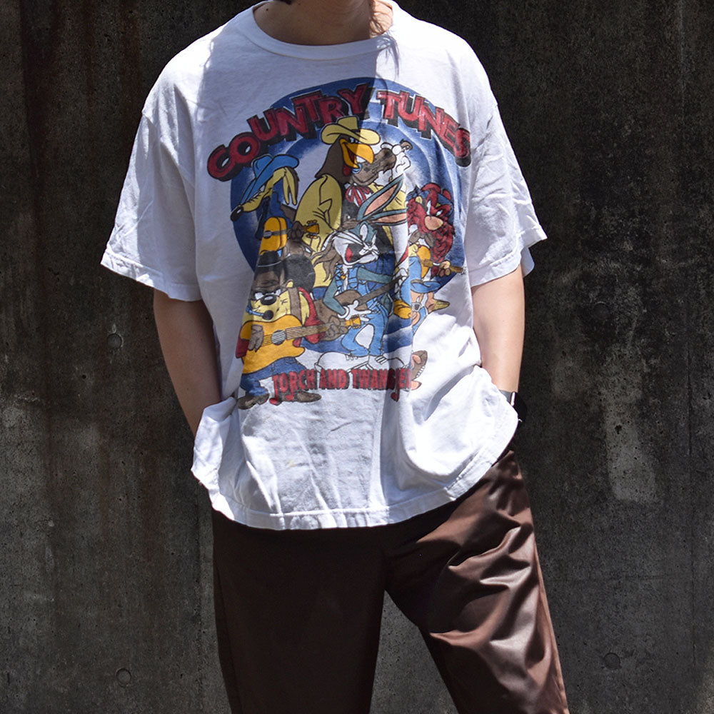 90's Looney Tunes ”Country Tunes / Torch and Twang Melodies” 両面プリント キャラ Tシャツ 240505