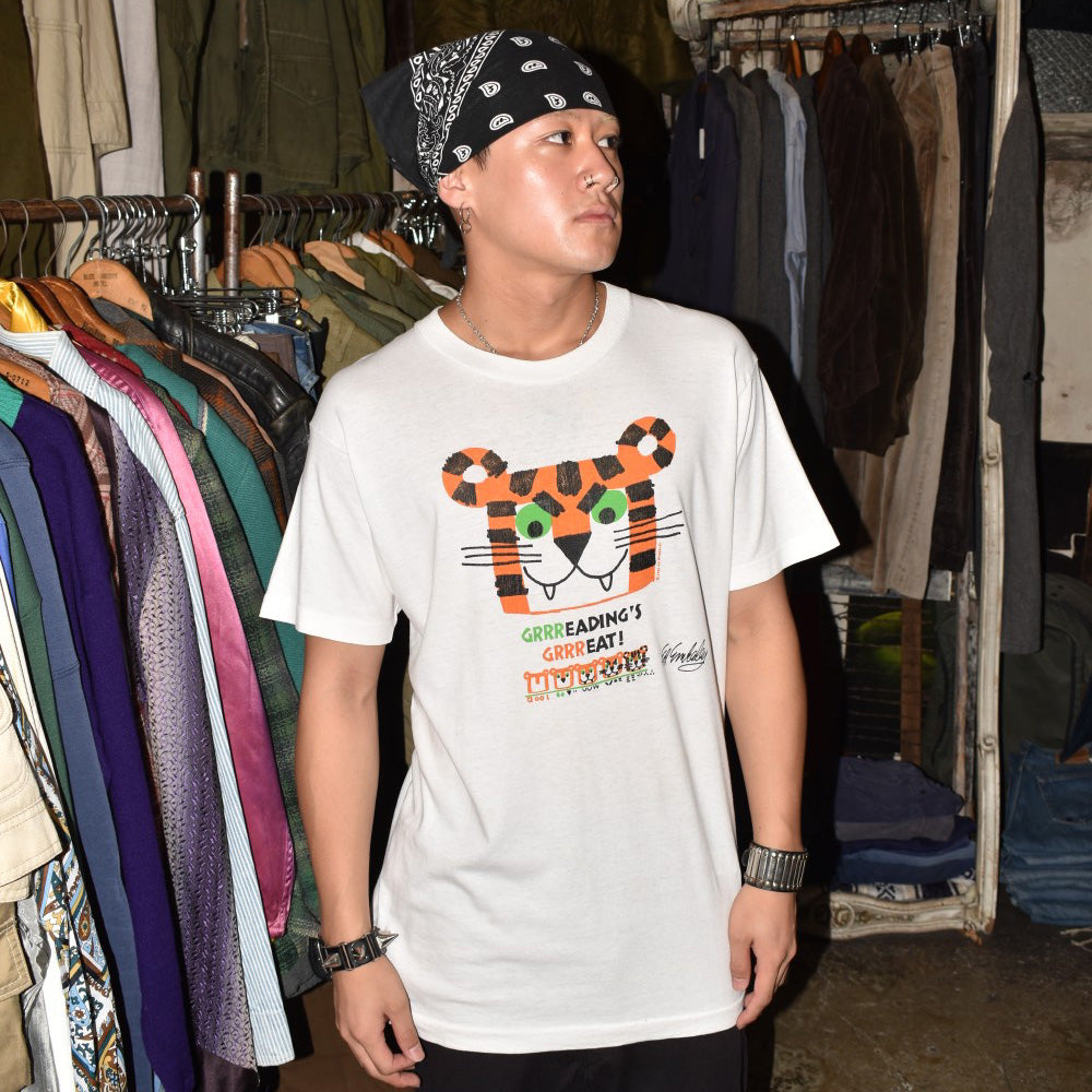 80’s Ed Emberley “GRRREADING'S GRRREAT!” 絵本 アートTシャツ USA製 260807H