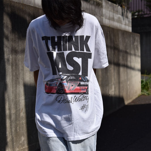 80's　“Darrell Waltrip/ダレル・ウォルトリップ #17 THINK FAST” レーシングTシャツ　USA製　230530