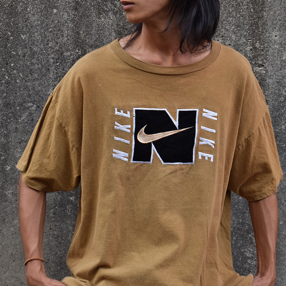 90's　ブートレグ NIKE アースカラー logo刺繍 Tシャツ　USA製　230801