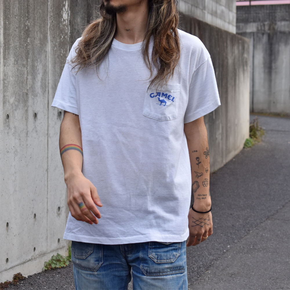 90’s CAMEL "A PACK OF CAMELS" ポケットTシャツ USA製 240321