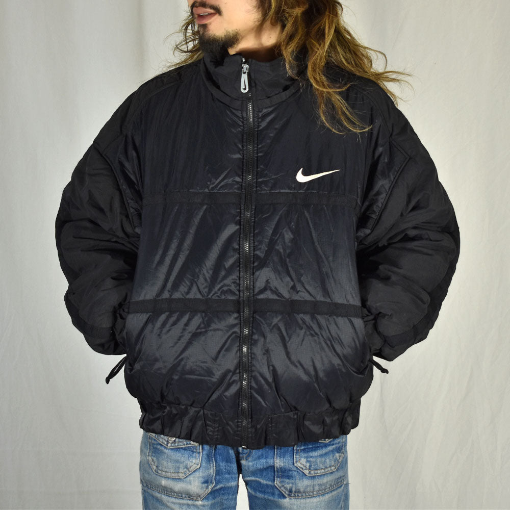 90’s NIKE 中綿入り ナイロンジャケット 240127