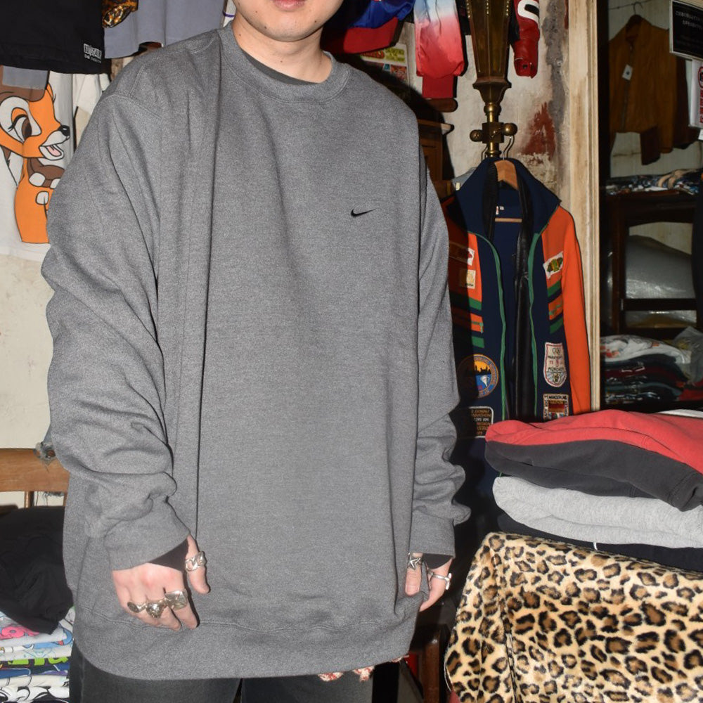 Y2K N.O.S. NIKE 刺繍ロゴ クルーネックスウェット 260310H