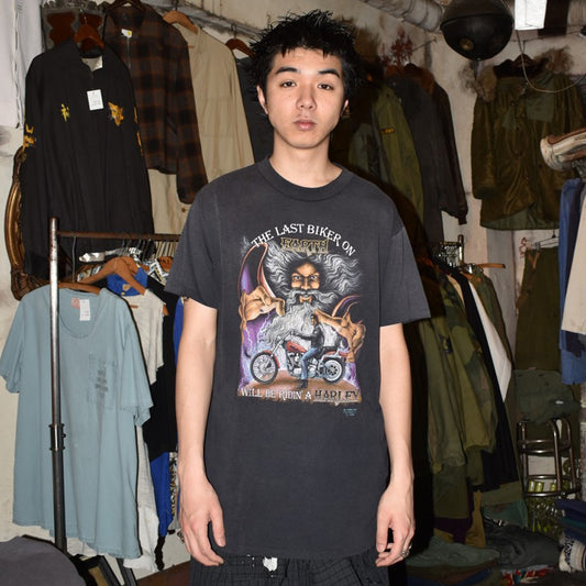 90's 3D Emblem/HARLEY-DAVIDSON "The Last Biker on Earth" ハーレーTシャツ 260501H
