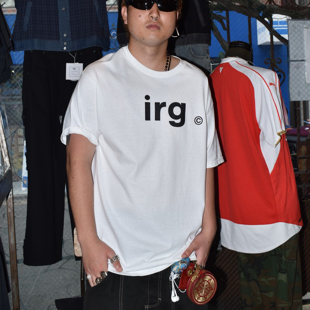 blackmeans irregular "irg©" ロゴTシャツ 260728H