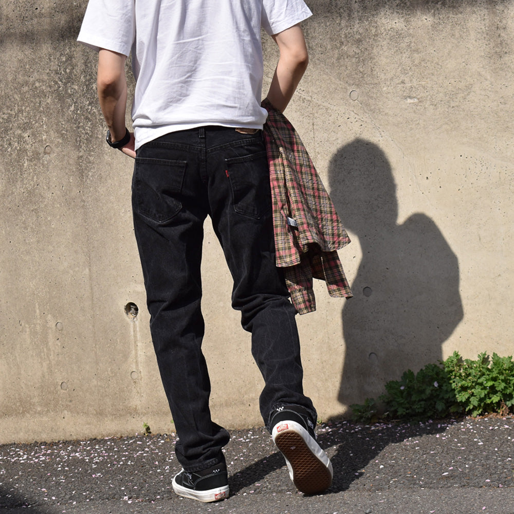 Levi's 501 ブラックデニムパンツ 240415