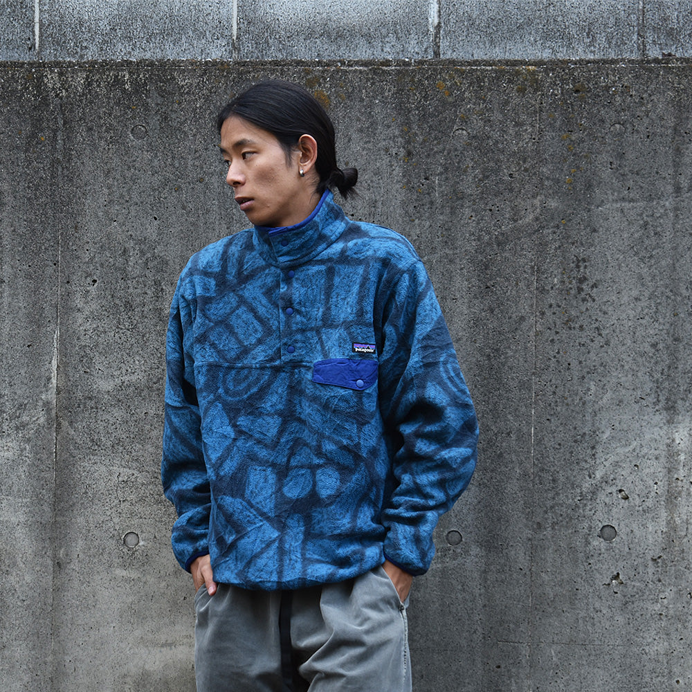 patagonia シンチラスナップt フリース 総柄-