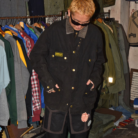 Barbour “INTERNATIONAL” オイルドコットン ジャケット イングランド製  251028H