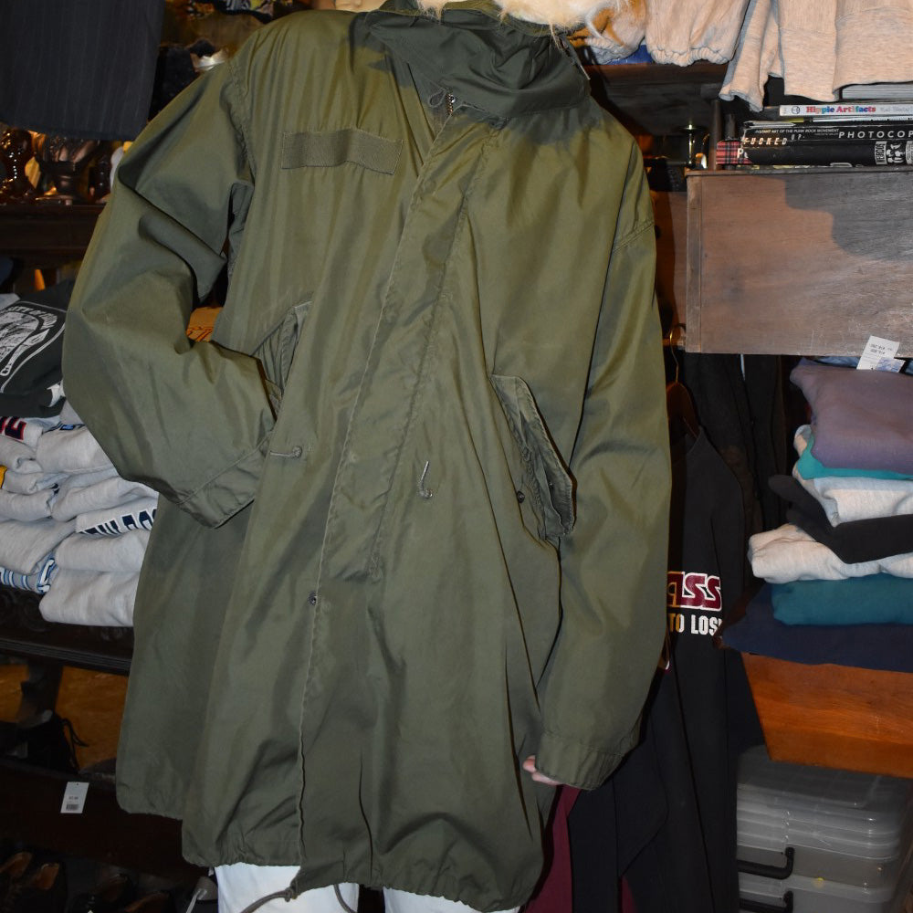 83 U.S.ARMY M-65 フィッシュテール モッズコート フード付き 260106H