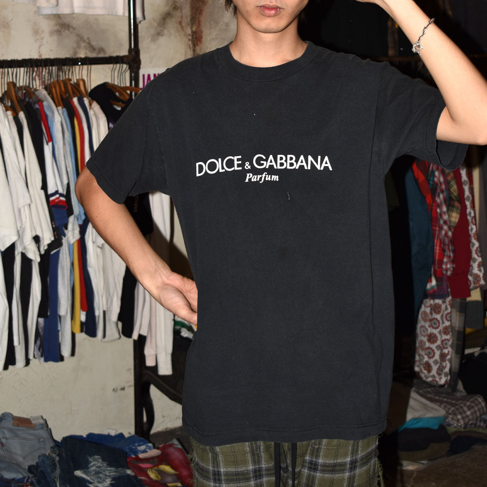 90’s DOLCE & GABBANA “Parfum” ロゴ Tシャツ 250926H