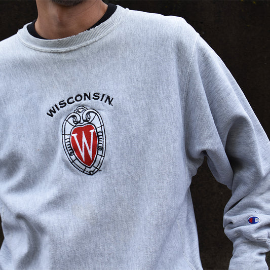 90's　Champion/チャンピオン “WISCONSIN” 刺繍ロゴ RWスウェット　221015