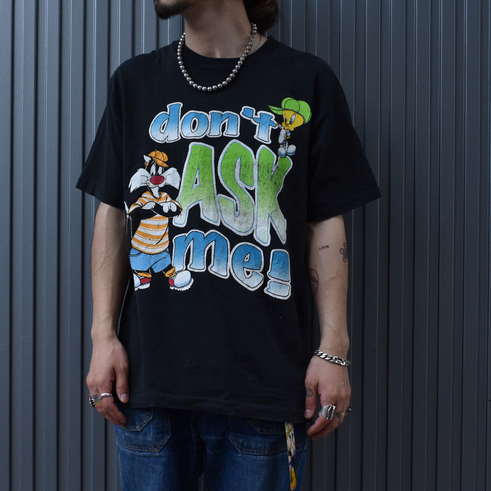 90's　Looney Tunes/ルーニー・テューンズ ”DON’T ASK ME！” Tee USA製　220602