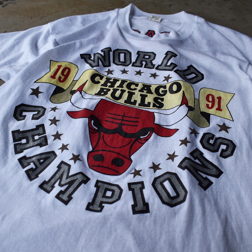 90's　NBA Chicago Bulls/シカゴ・ブルズ “1991 World champions” Tシャツ　USA製　230325