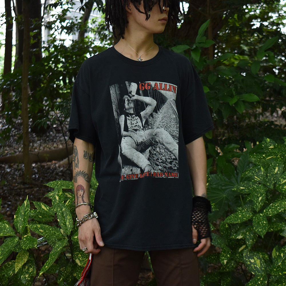 Y2K GG Aline “You Give Love a Bad Name” Tシャツ 220730H